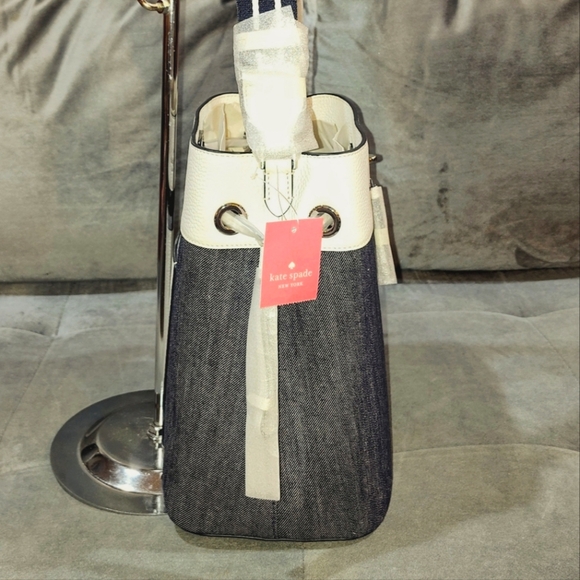 NWT KATE SPADE NEW YORK "MARTI" NAVY DENIM & WHITE LEATHER BUCKET SHOULDER BAG - Picture 9 of 16